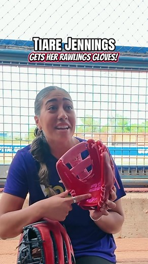 Tiare Jennings' Insane Rawlings Glove Stack!