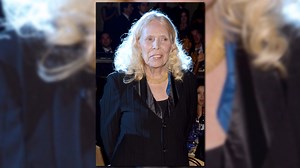 Joni Mitchell makes rare appearance at Clive Davis' pre-Grammy party