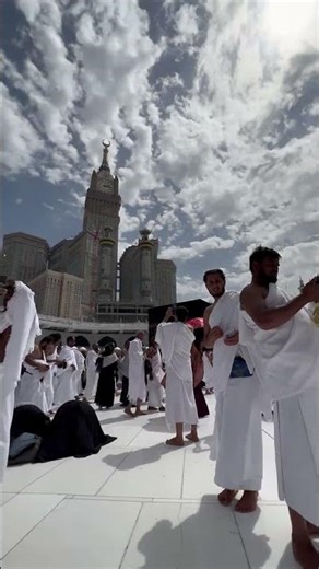 How Beautiful the makka is 🥹🥹🥹