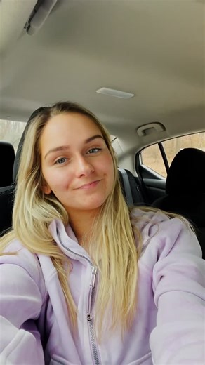 Roane State Community College on Instagram: "Thinking about studying nursing? Spend a day in the life with Kennedi, RSCC nursing program student! 👩‍⚕️🩺 #Nursing #DITL #RoaneState #RoaneStateRaiders"