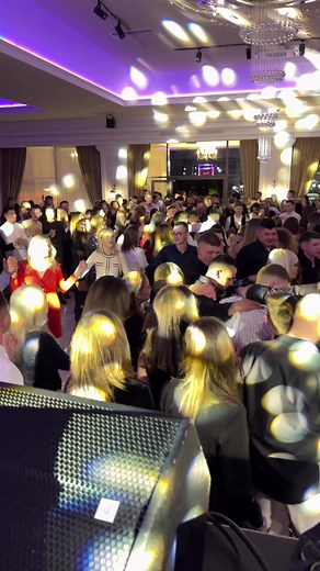 36K views · 486 reactions | Peste 1000 de persoane au petrecut împreună cu mine in ziua de Crăciun 懶 | Sonia Rațiu | Facebook