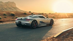 The 10 Fastest V8-Powered Cars With A Manual Transmission In 2024