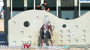 SHAMPOO PRANK AT THE BEACH.... HoomanTV
