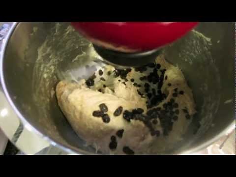 Chocolate Chip Hot Cross Buns (tangzhong method)