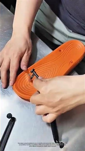 How Workers Install Sandal Straps in Seconds Using a Simple Manual Tool #9work