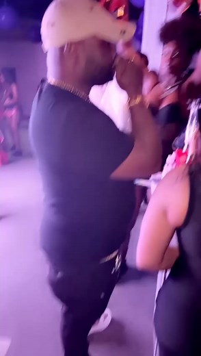 Thanks To @stereosonicmusic for the invite & having us be part of the event. We had a GREAT time & we appreciate the support. Much Respect! @errolhack @lincolnjames813 @kwest_tgf @caprice_classic_on28s | Tony Calixto