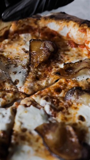 Even when you come for something else, pizza somehow makes it in. Suddenly, everyone’s reaching for another slice. 🍕 We are open for dine-in, takeaway, or delivery from 11:00 am to 10:00 pm. For reservations, visit https://bit.ly/firehousepizzaph. For online orders and delivery, visit www.firehousepizzaalabang.com. ⁣ ⁣ 📍 Ground Floor of Entrata Urban Complex, Filinvest City, Alabang⁣ ⁣ #firehousepizzaph | Firehouse Pizza