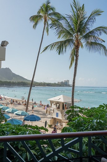 The view hits different from our Voyager 47 Club Lounge, the best spot to greet the day and watch the sunset. #ComeBeHere | OUTRIGGER Waikiki Beach Resort