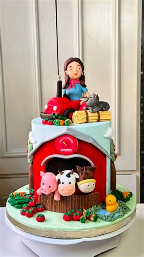 74K views · 9.6K reactions | الحب كله Contact us on WhatsApp 01288668866 #cake #cakepops #cupcakes #cookies #birthday#farm #barn #animals #red #mom | Nina's Custom Cakes | Facebook