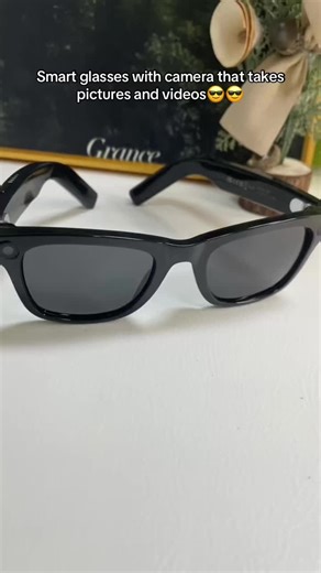 These ultra-cool smart glasses can take photos and record videos, capturing the perfect first-person perspective. 🤭They even come with an AI assistant! I just have to recommend this fun and innovative product#ttshop #smartglasses#TikTokShopBlackFriday#blackfriday#blackfriday2025
