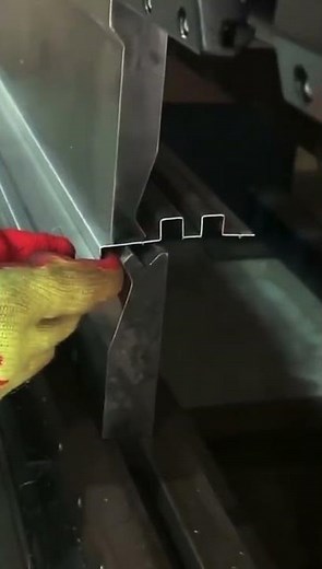 Precision Sheet Metal Bending Process Using a Hydraulic Press Brake