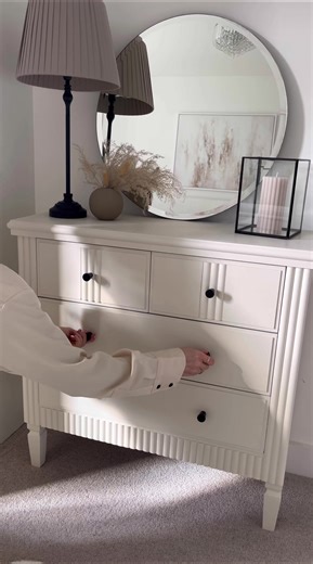 Stunning DIY Furniture Transformation | Mirrored Furniture Upcycle