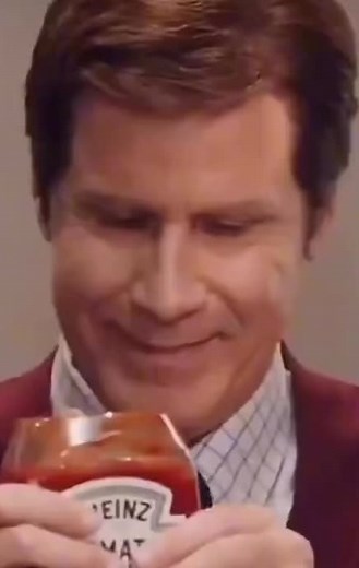 Thanksgiving Skit: SNL's Hilarious Ketchup Moment