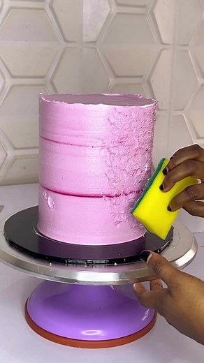 Face cake with gele… #scarletcakez #whippedcreamcake #facecake #cakesinilorin #tiktokcake