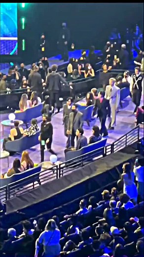 Award Ceremony Highlights: Celebrating Memorable Moments