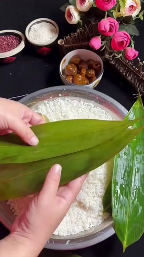 How to Wrap Rice in Banana Leaves: Step-by-Step Guide