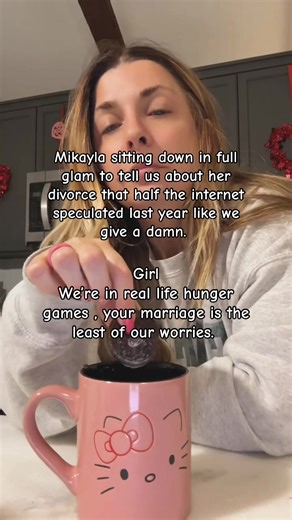 That girl really does live in her own world. #mikaylanogueira #smallcreator #nonichenikki #divorce #hungergames
