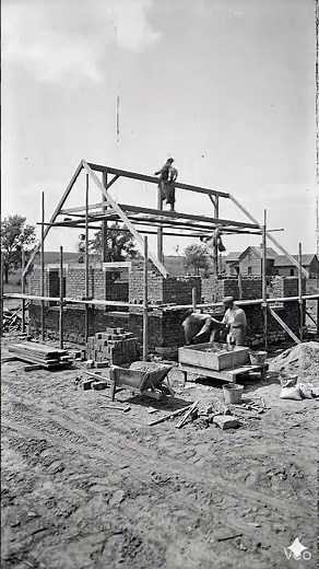 A House Built the 1920s Way… No Machines! 🏠 #timelapse #vintage