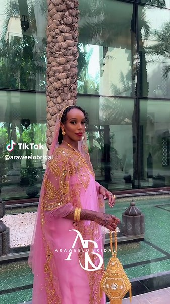 Latest Pink Lace Bridal Dirac for Somali Weddings