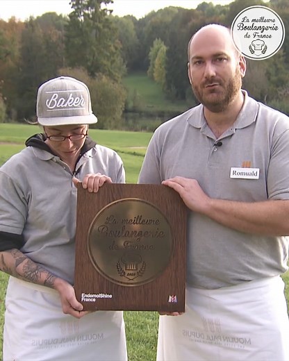 Félicitations à Romuald et Lise qui remportent cette édition de la meilleure boulangerie de France ! 🏆👏😍 #REPLAY La Meilleure Boulangerie de France ▶️ https://bit.ly/3tPDFrT | M6