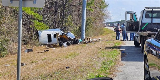 NEW DETAILS: Officer, prisoner killed, 3 others seriously injured following prisoner transport van crash on I-10