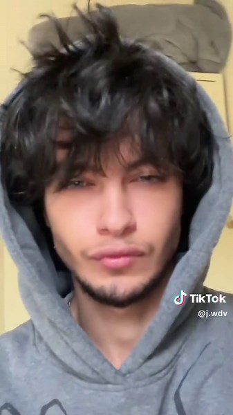 Debloating Guide: Face Fat Loss with Sodium Flushing and Carb Cycling