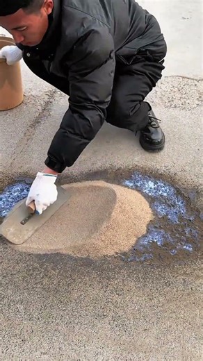 Fixing Concrete with Polymer Sand: The Future of Pavement Repair