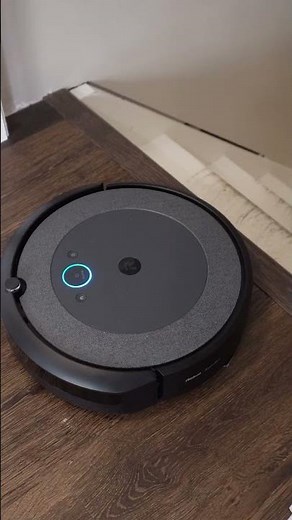 iRobot Roomba Combo i5: Vacuum & Mop Master! #shorts