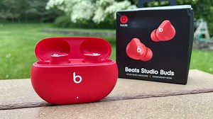 15K views · 57 reactions | Targeted at both Apple and Android users, the new noise-canceling $150 Beats Studio Buds are in many ways the stemless Airpods we've always wanted. They offer sound that's slightly better than both the AirPods Pro and Powerbeats Pro, a comfortable fit and very good voice-calling capabilities. | CNET | Facebook