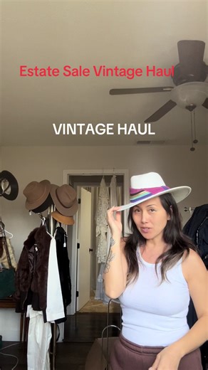 Today's Vintage Haul was an 80's Galore. #vintagehaul #vintagereseller #modmothvintageco #vintageclotheshaul #vintageclothes