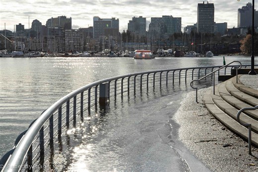 Coastal flooding threat goes up in BC with higher-than-usual tides and storm