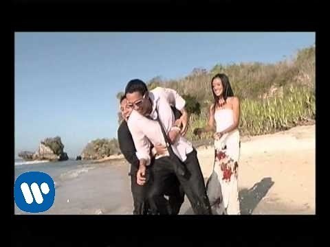 Maliq & d'Essentials - "Kangen" (Official Video)