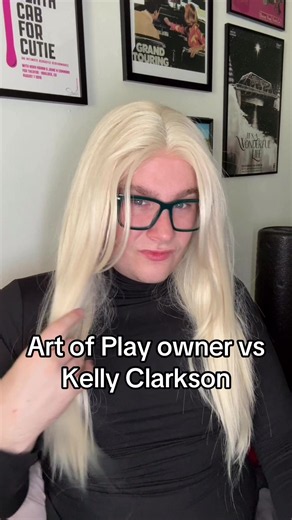Art of Play owner vs Kelly Clarkson explained
