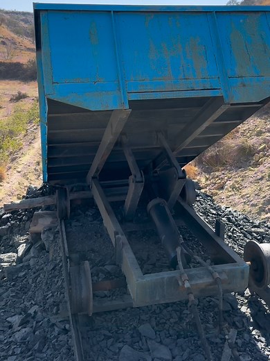 How Miners Extract Tons of BlackDiamond Deep Inside Earth #minecraft #blackdiamondmining #undergroundtunnel #minetunnel #undergroundmining #hiddentreasures #gemstone #diamondmining #usa