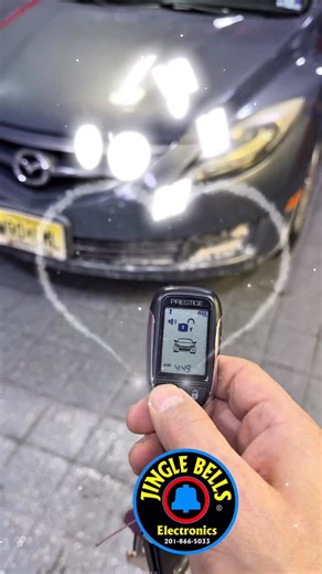 Keep your car safe and sound with our advanced remote start system! 🚗🔒 Enjoy peace of mind knowing your vehicle is secure and always ready to go. 🌟✨ Stay one step ahead with our cutting-edge car alarm technology. 😊🔑 #carsecurity #remotestart #encendidoremoto #arranquremoto #alarmadecarro #snow #storm #wow #crazy | Jingle Bells Electronics