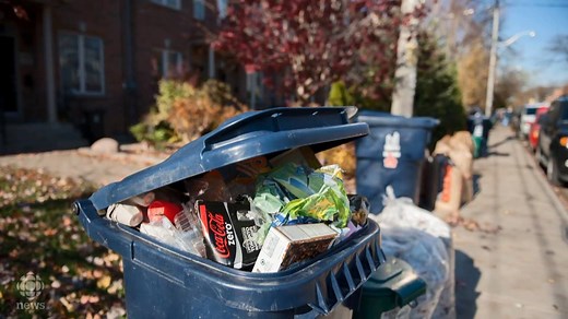 Many Canadians are recycling wrong, and it's costing us millions. Read more: http://www.cbc.ca/1.4606893?cmp=FB_Post_News | CBC News