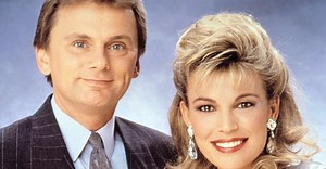 'Wheel Of Fortune' Hosts Pat Sajak And Vanna White Remember Late Friend Alex Trebek