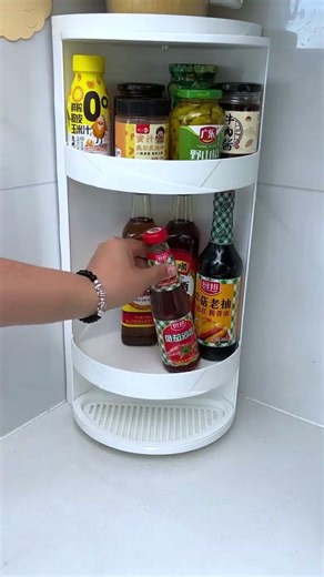 Smart Rotating Kitchen Cabinet – Space Saving Hack 🔄