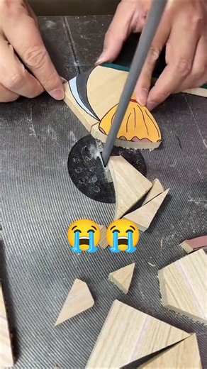 Scroll Saw Fail: When a Precision Cut Goes Wrong! 😱🪵 #woodworking #asmr #scrollsaw