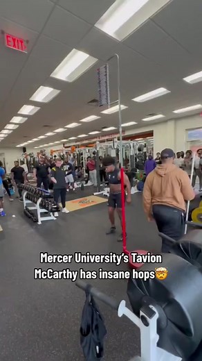 That’s a 72-inch box jump 🫡 #collegefootball #college #merceruniversi...