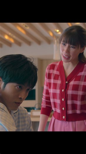 Netflix Japan | ネットフリックス on Instagram: "◆配信開始 Netflixシリーズ『離婚しようよ』（日本） 松坂桃李、仲里依紗 出演。 宮藤官九郎 × 大石静 脚本。 愛媛を舞台にした連続ドラマ「巫女ちゃん」で大ブレイクした女優・ゆいと愛媛の三世議員・大志。 関係は冷めきっているのにある事情から離婚できない夫婦を描くラブコメディ。 #離婚しようよ #松坂桃李 #仲里依紗 #宮藤官九郎 #大石静 #ドラマ #drama #ネトフリ #ネットフリックス #netflix"