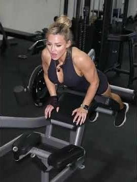 Here’s a Lower Body Workout targeting the Quads, Glutes & Hamstrings 🔥👇