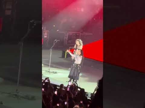 Evanescence - Bring me to Life @ PNC Bank Arts Center, NJ (7/26/26)