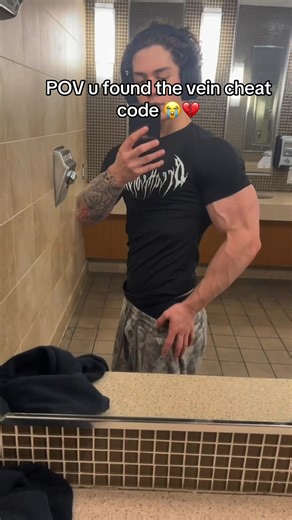 Nah ts is crazy #gymtok | code vein