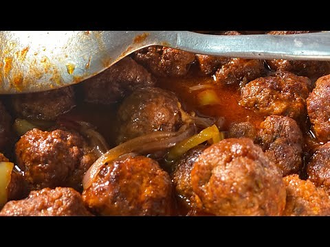 Beef Meatballs - Cooking with Yolanda