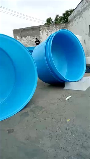 LLDPE Plastic Garden Containers 800L Anti-UV &amp; Anti-Leak Blue Koi Pond Fish Tanks