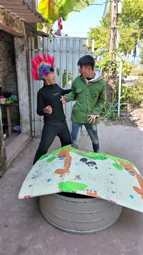 Chiếc hộp ma thuật - Magic box #shorts