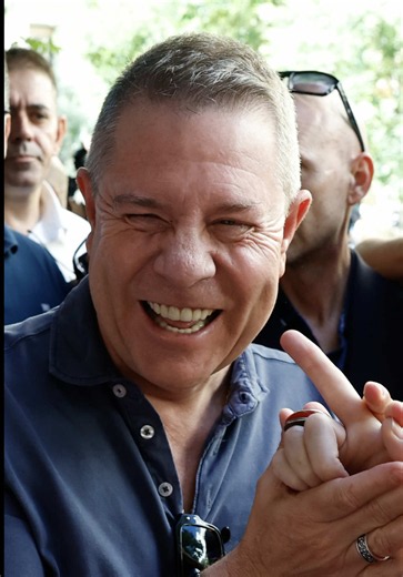 💬 Page. secretario general del PSOE en Castilla-La Mancha, ha confesado que espera salir del Comité Federal con la garantía de que «el PSOE está limpio». Además, ha señaladoe que vería bien un adelanto electoral: «Lo que detecto es mucho miedo de los supuestos socios a darle la palabra a la ciudadanía. Es el peor momento de la historia reciente del PSOE». «Hoy España entera se pregunta '¿Cuándo?', y tenemos que actuar», afirma. «Nos hemos arrodillado a un partido de ultraderecha como es el de P