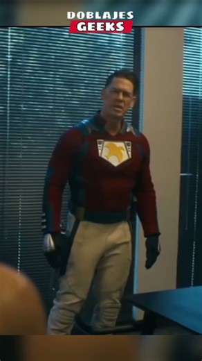 Este ACTOR es LA VOZ DE PEACEMAKER