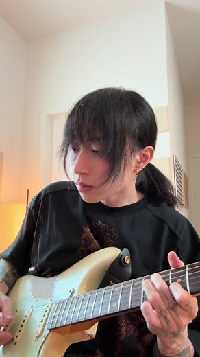lil guitar line I snuck in for the live version of Soft Spot 🙂‍↕️ | keshi